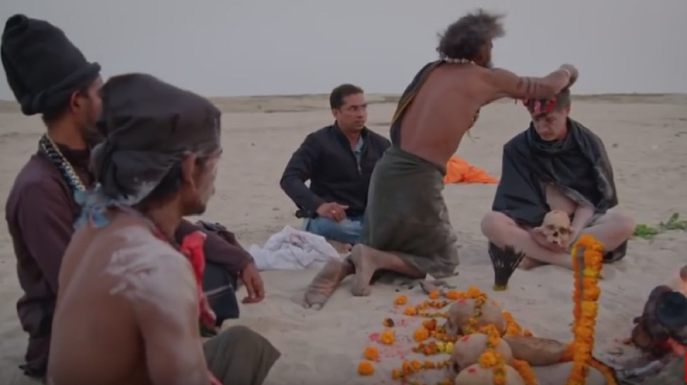 Novinar CNN-a jeo ljudski mozak, umalo ga ubili! (video)