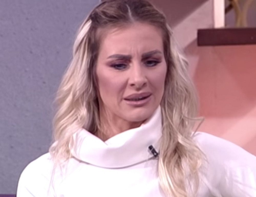 Milica Dabović obelodanila ime folk zvezde koja joj je pomogla u najtežem trenutku i otkupila odeću koju je prodavala