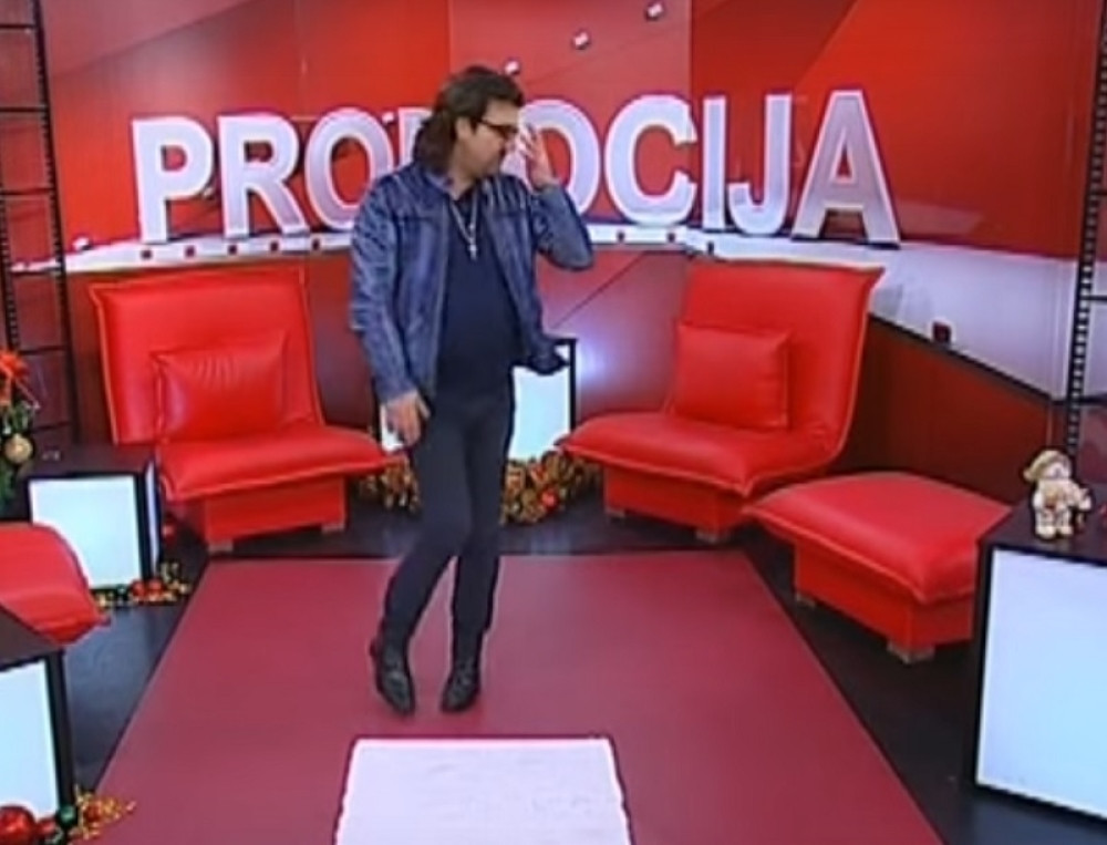 Zbog ovog snimka se svi smeju Lukasu (VIDEO)