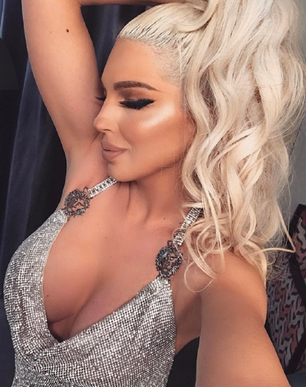 Karleuša trudna? (VIDEO)