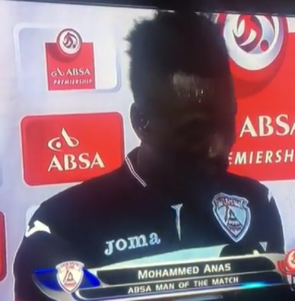 Igrač utakmice se izlanuo da ima švalerku (VIDEO)