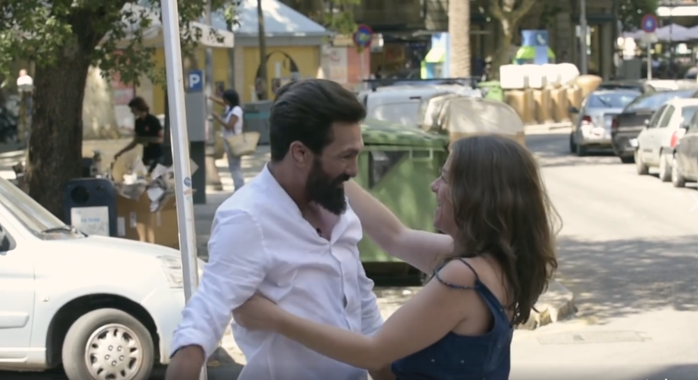 Od beskućnika napravili latino zavodnika! (VIDEO)