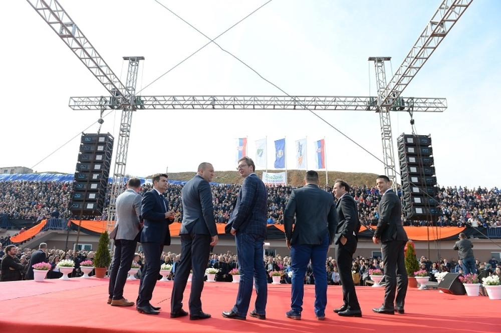 Vučić otvorio stadion i najavio nove investicije