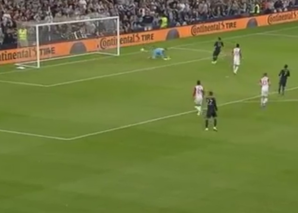 Najbesmisleniji gol ikada! (VIDEO)