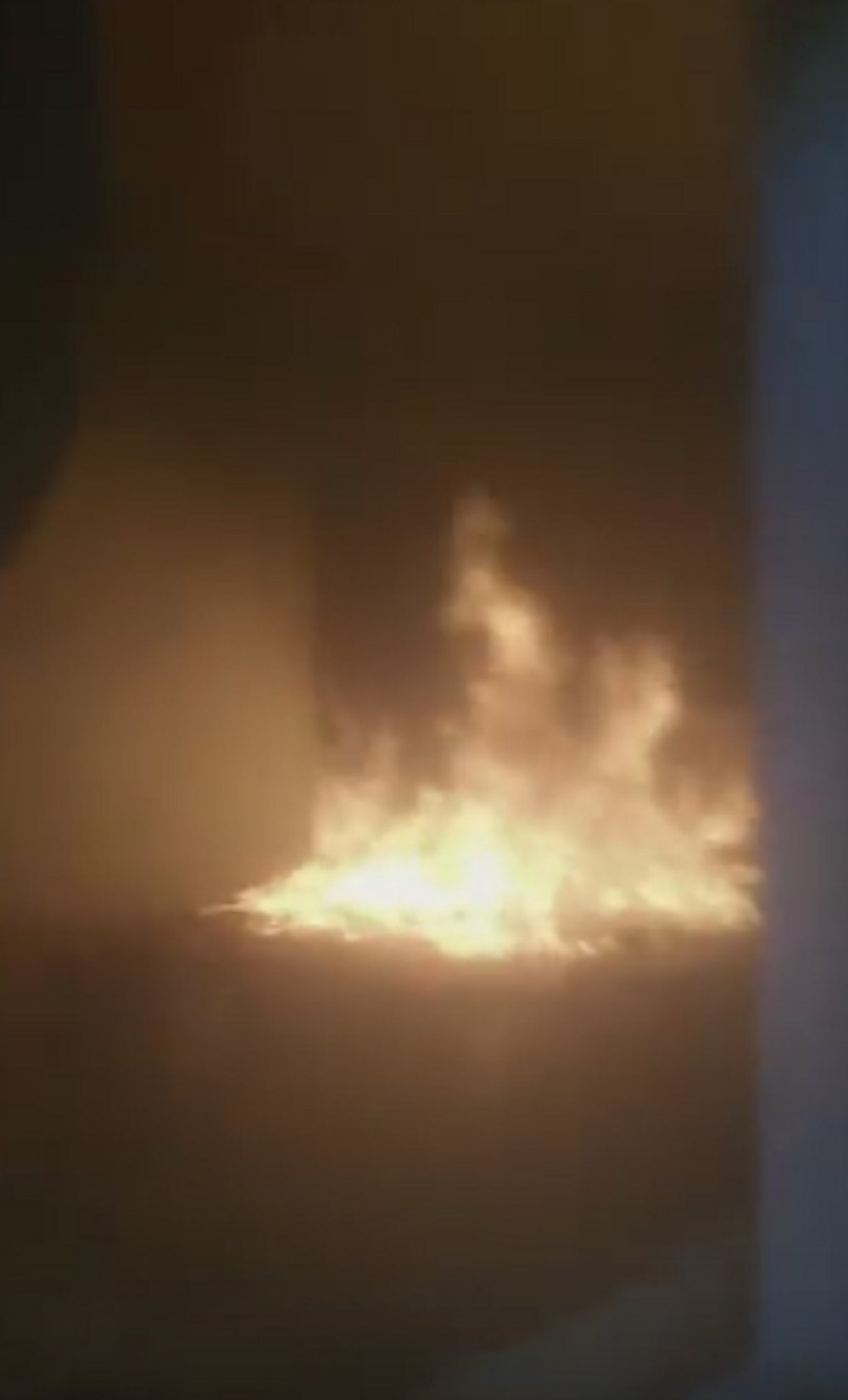 Zapalio kuću, pa snimao kako gori (VIDEO)