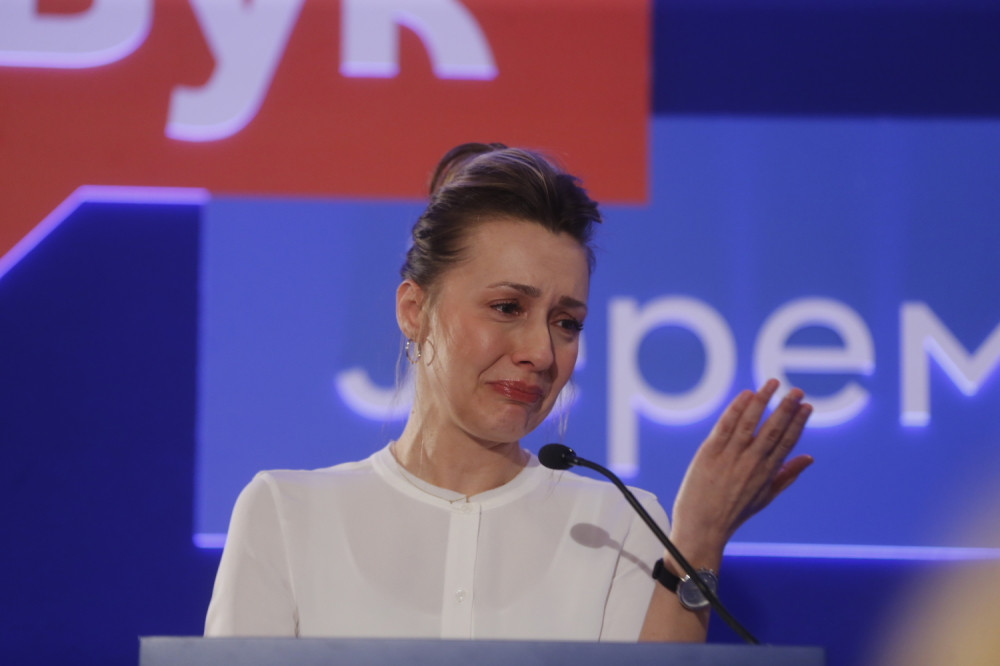 NATAŠA: Tužiću Vučića! VUČIĆ: Moju porodicu niko ne brani!