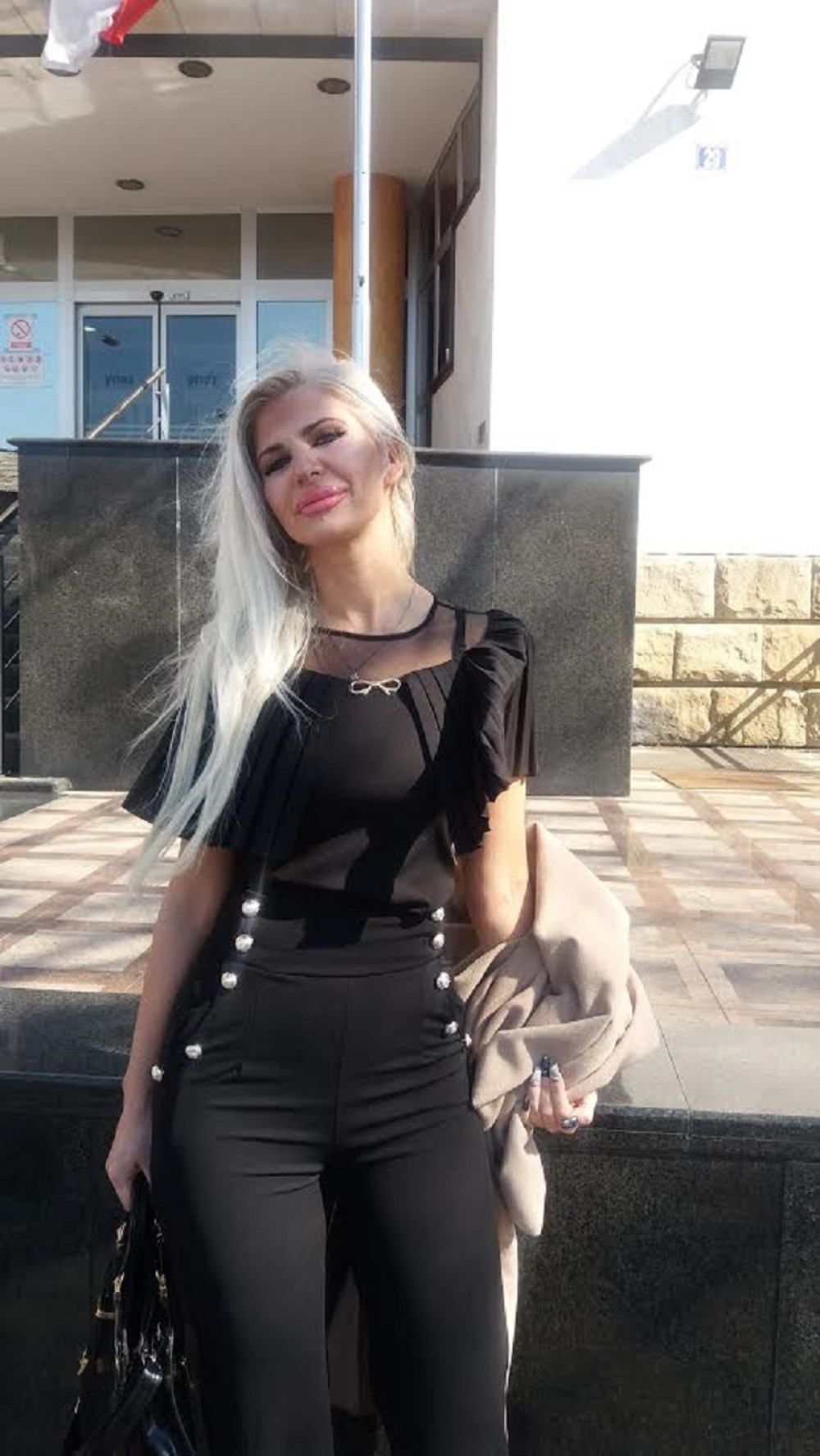 Zvekiju plavuša slala poljupce!