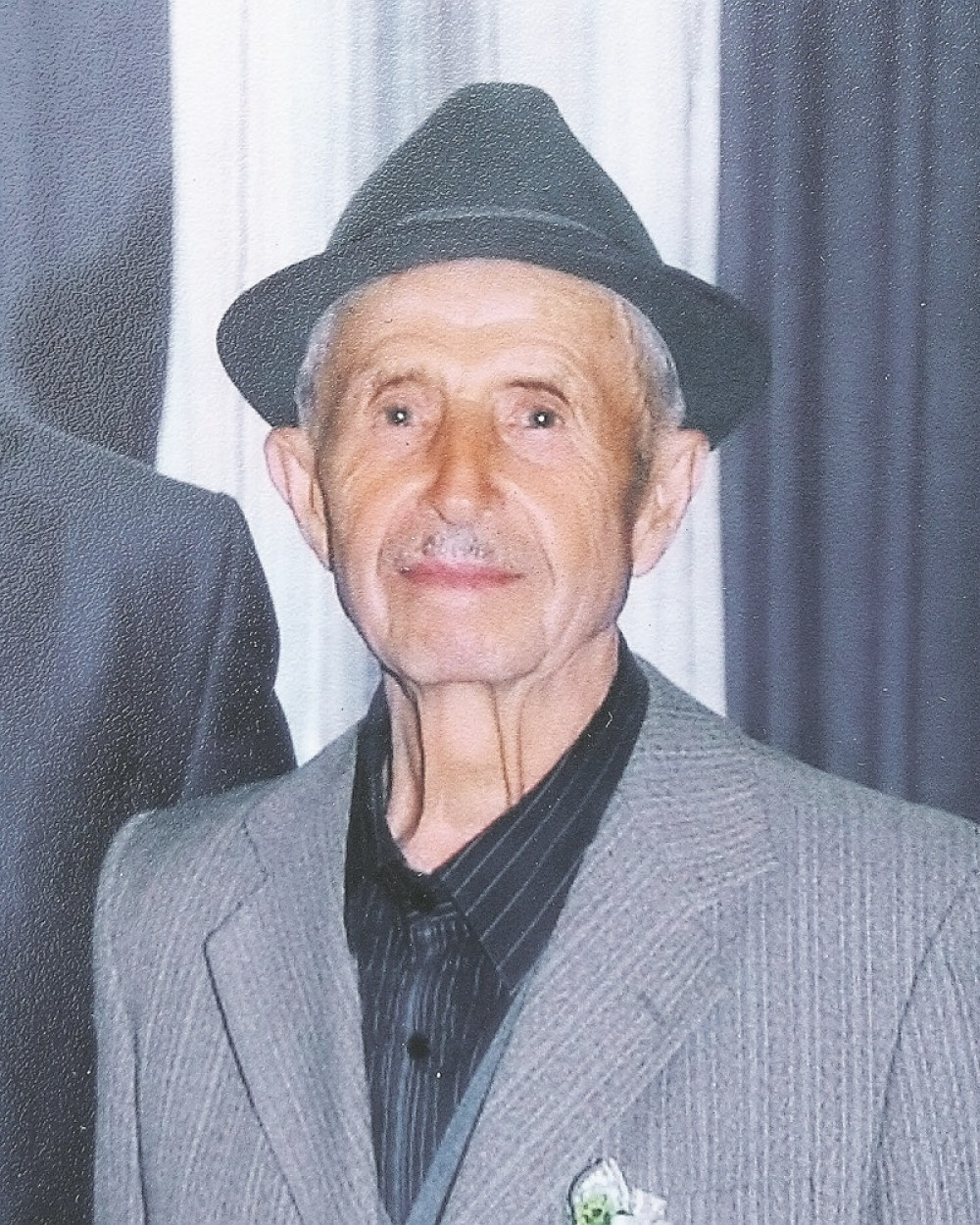 Starcu smrskali glavu zbog ušteđevine