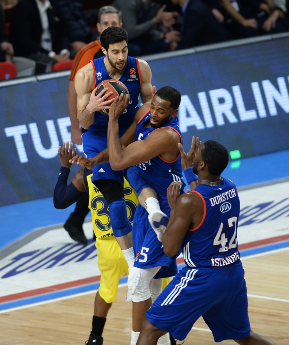 Zvezda ili Darušafaka? Ostalo još jedno mesto!