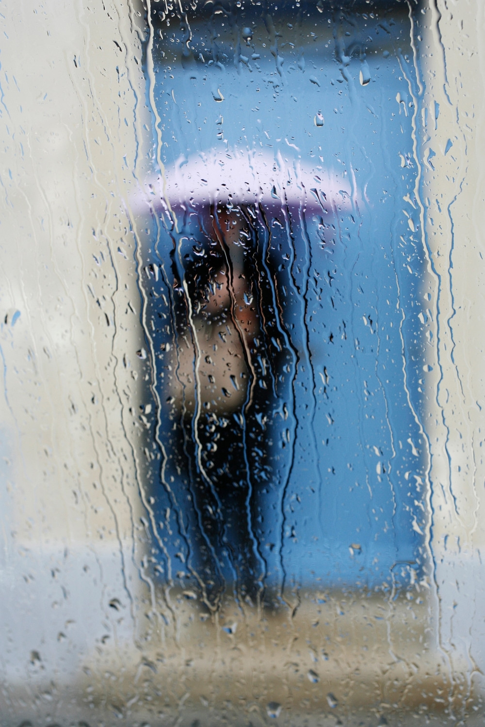 Pre podne sunce, po podne pljuskovi i grmljavina