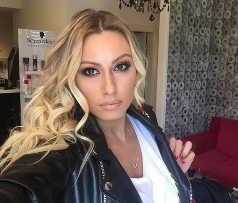 Dajana u strahu za svoju bezbednost! Jeziv prizor zatekla pri izlasku iz stana!