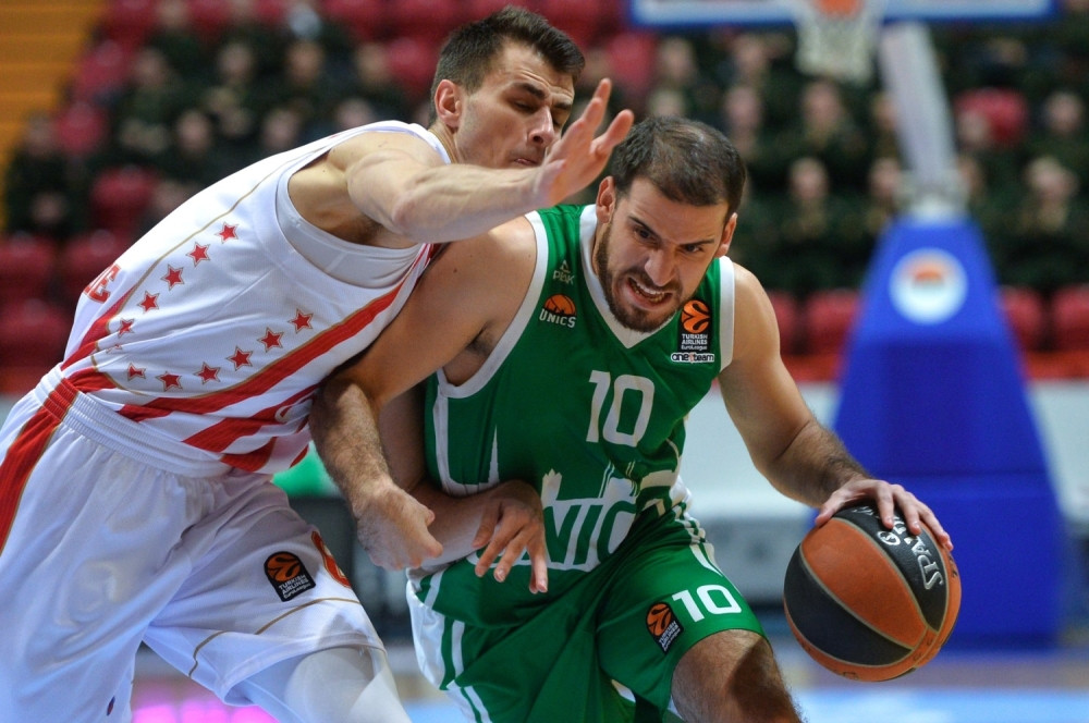 Grotlo "Arene" poješće Uniks