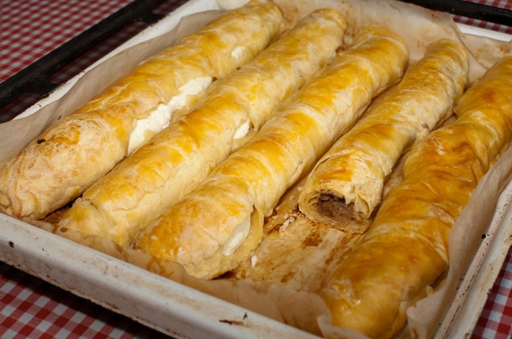 Bakina štrudla od jabuka