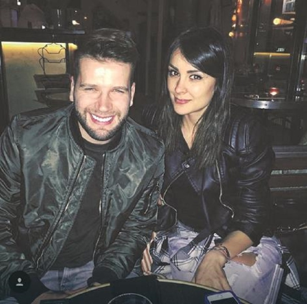 Smuvali se glumica i pevač? (VIDEO)