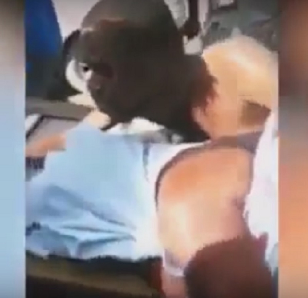 Tokom seksa zapeo u ženi, ali to nije najgore (VIDEO)