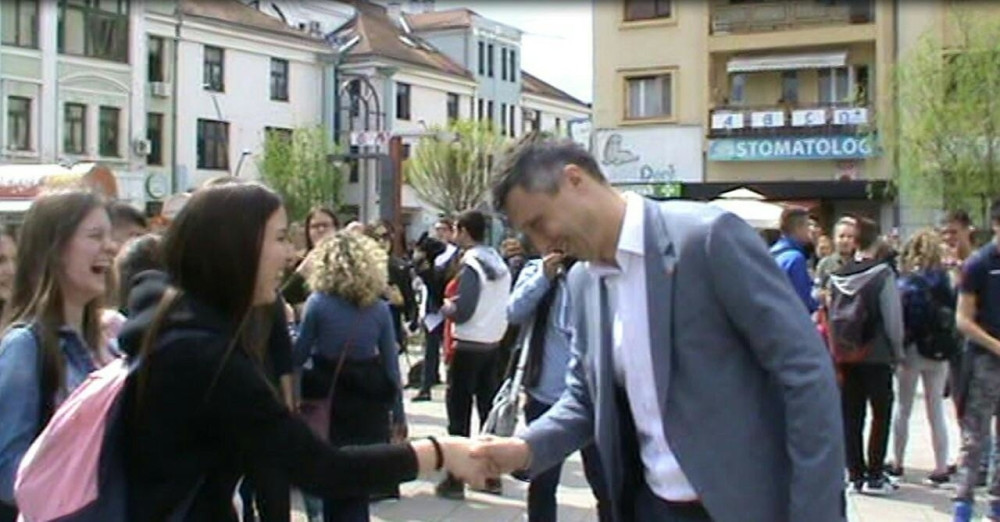 Obradović zloupotrebio decu!