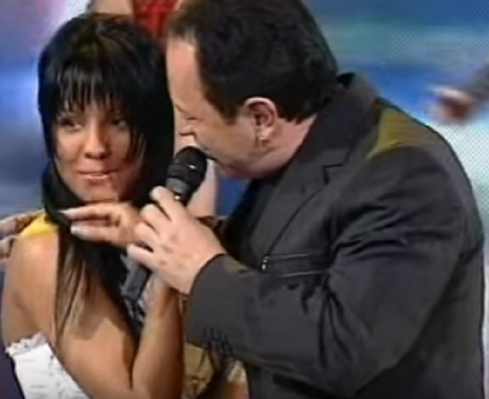 Marta Savić čupala Sandru Afriku bez prestanka? Nakon toliko godina pevačica otkrila detalje o Miletu Kitiću