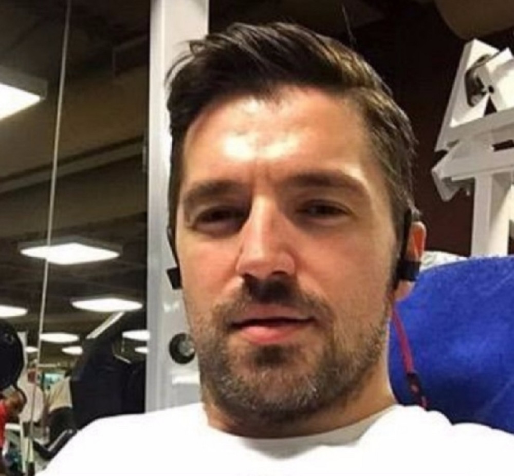 Pogledajte šta Vlada radi u striptiz klubu (VIDEO)