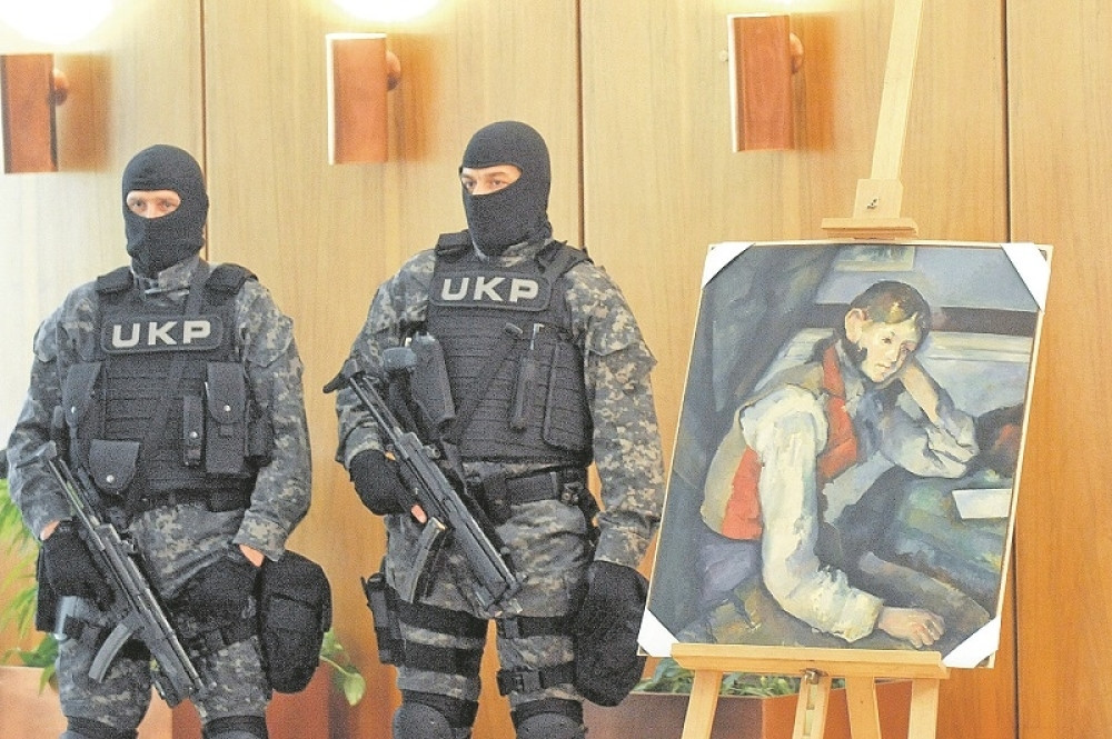 Sezan završio u Strazburu!