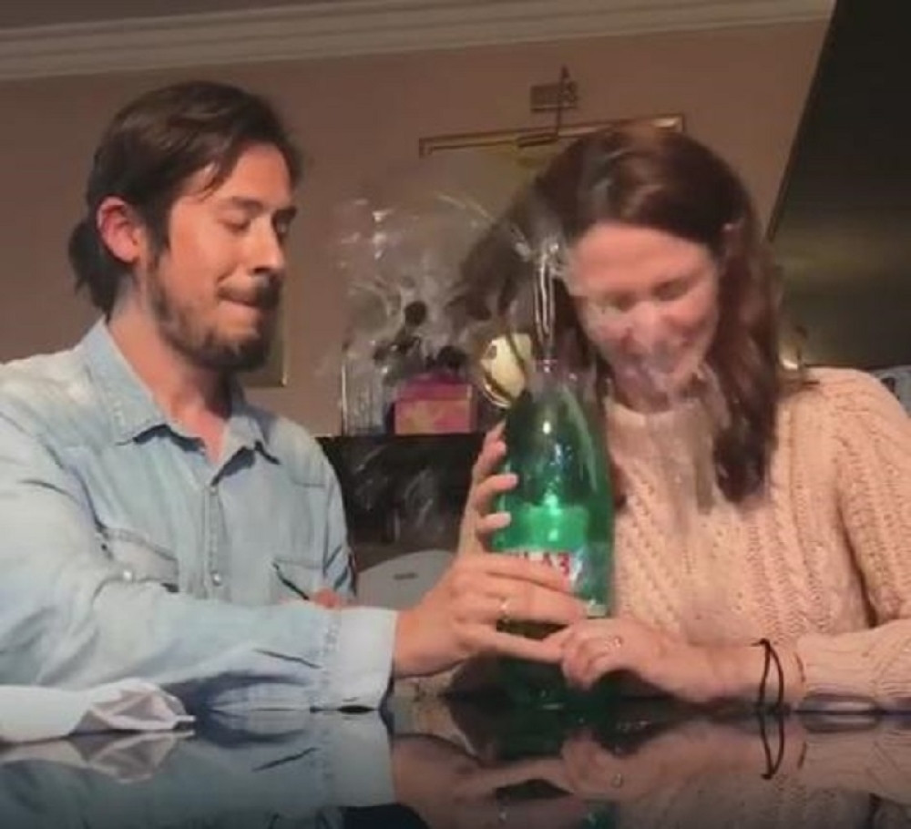 Nikolu Rokvića je zbog ovoga kaznila žena! (VIDEO)