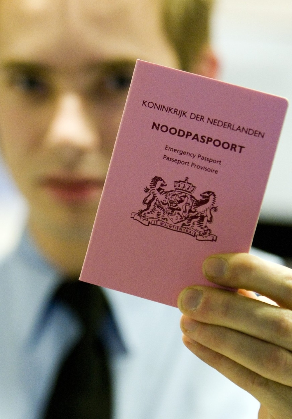 Muškarac skočio sa galerije u prostor za poslanike