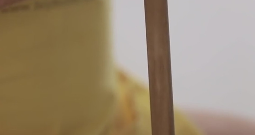 Gej reklama zabranjena jer je "previše gej"!