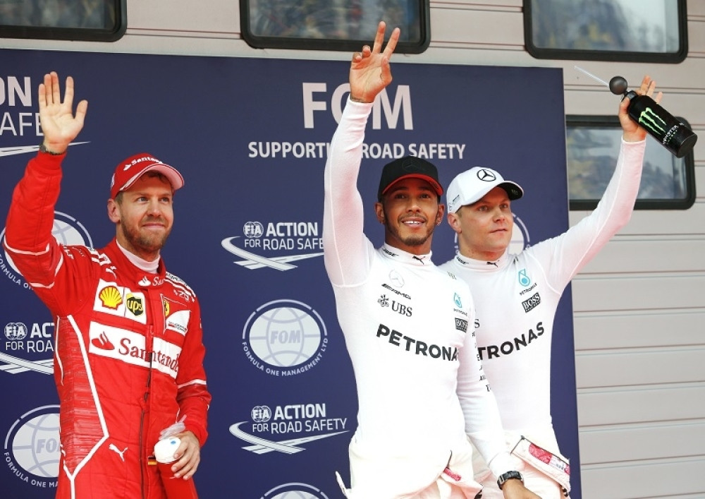 Hamiltonu pol u Kini!