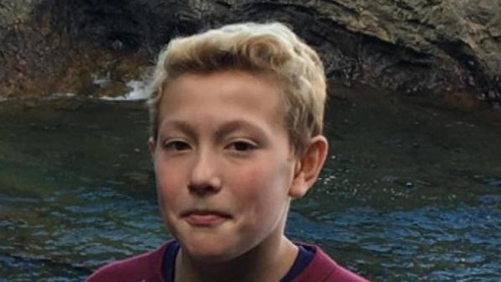 Dečak se ubio zbog lažne objave na Fejsbuku!