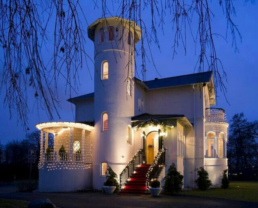 OTKRIVAMO~Zukorlić kupio dvorac od 850.000 evra!