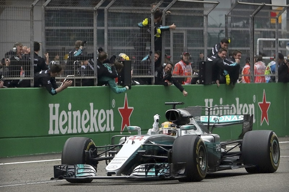 Hamilton najbrži u Azerbejdžanu