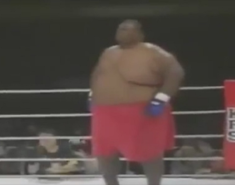 Kad gromada od 275 kilograma uđe u ring (VIDEO)