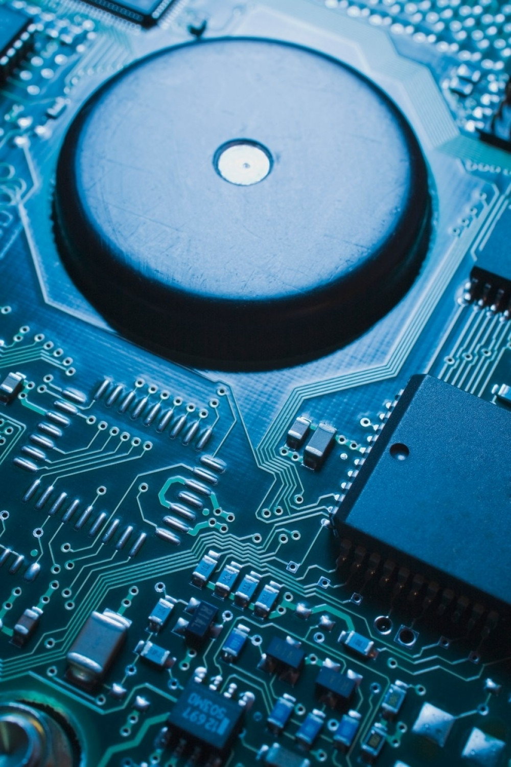 Napravili disk koji čuva podatke 100.000 godina!