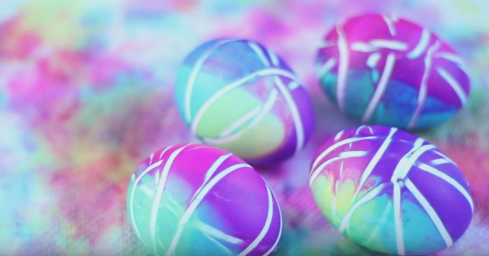 Deset ludih načina da ofarbate jaja! (VIDEO)