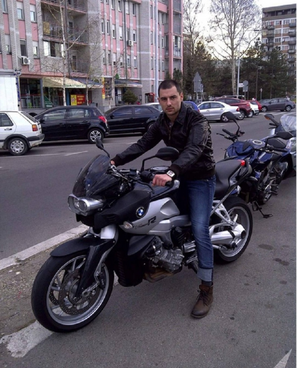 Nemanja kupio novu "mašinu"