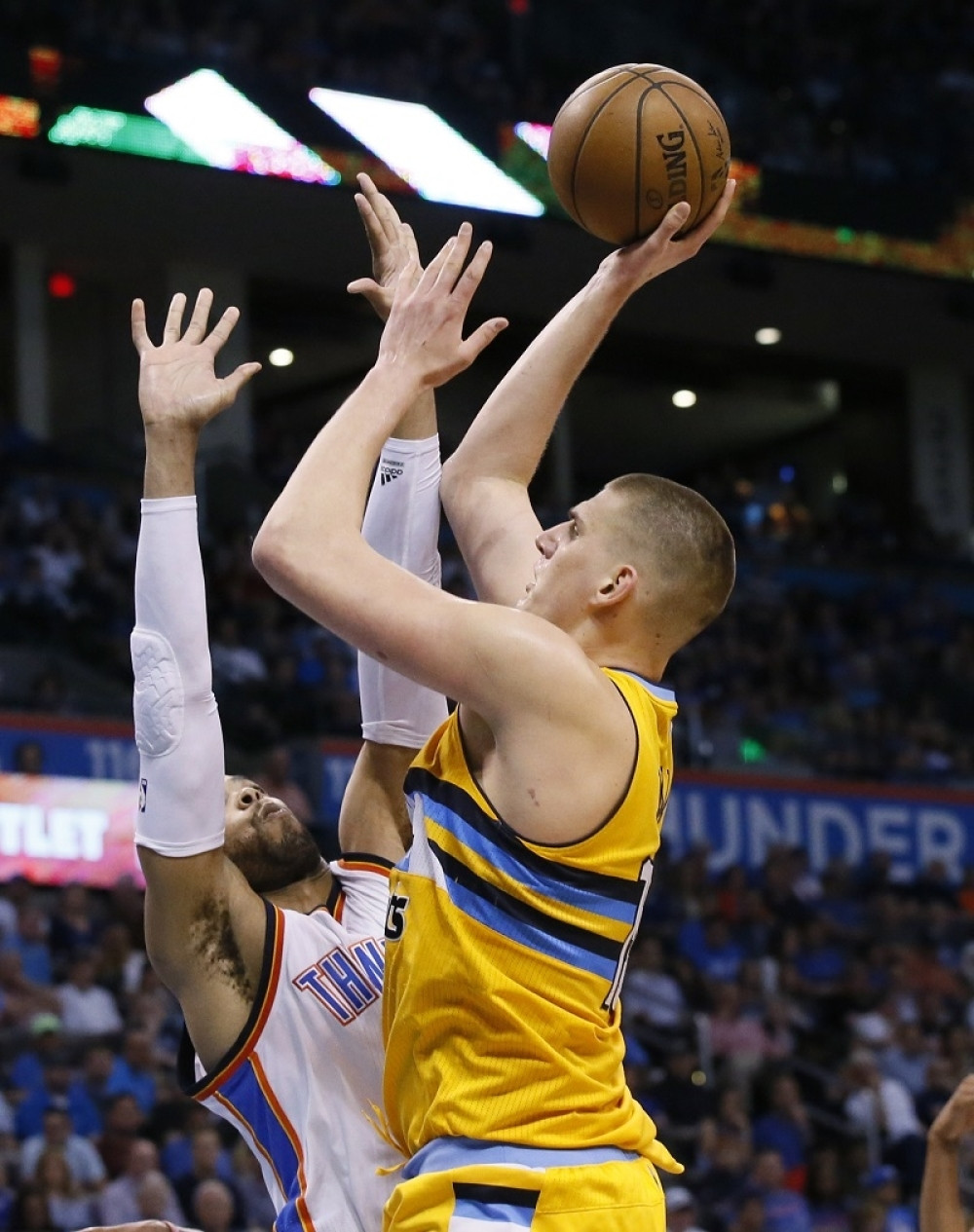 Bobi odličan, Jokić maestralan! (VIDEO)