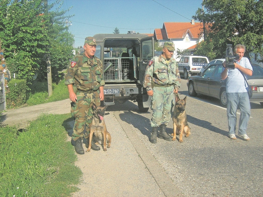 So na ranu stavila je Anđela