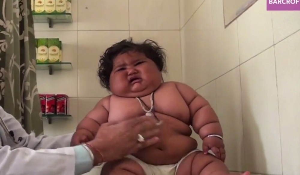 Ima osam meseci i 20 kilograma! (VIDEO)