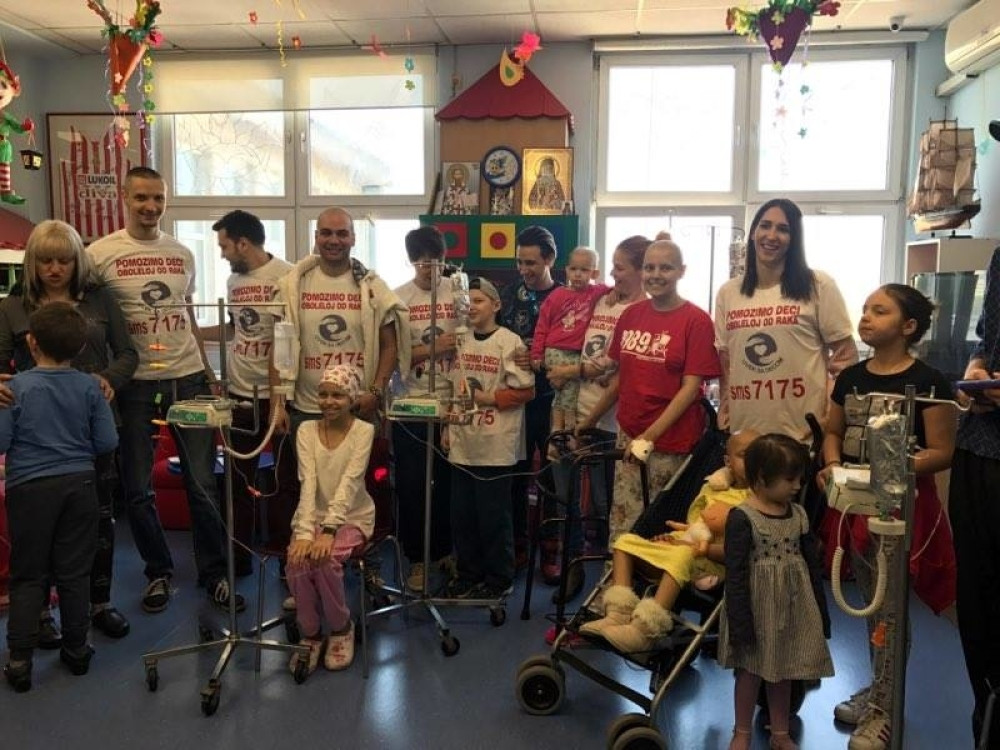 Vuk, Jelisaveta, Boban i druge zvezde oduševili mališane! (FOTO)