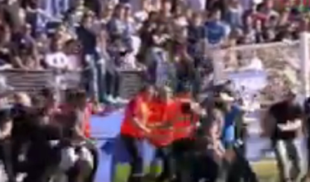 Huligani Bastije napali igrače Liona (VIDEO)