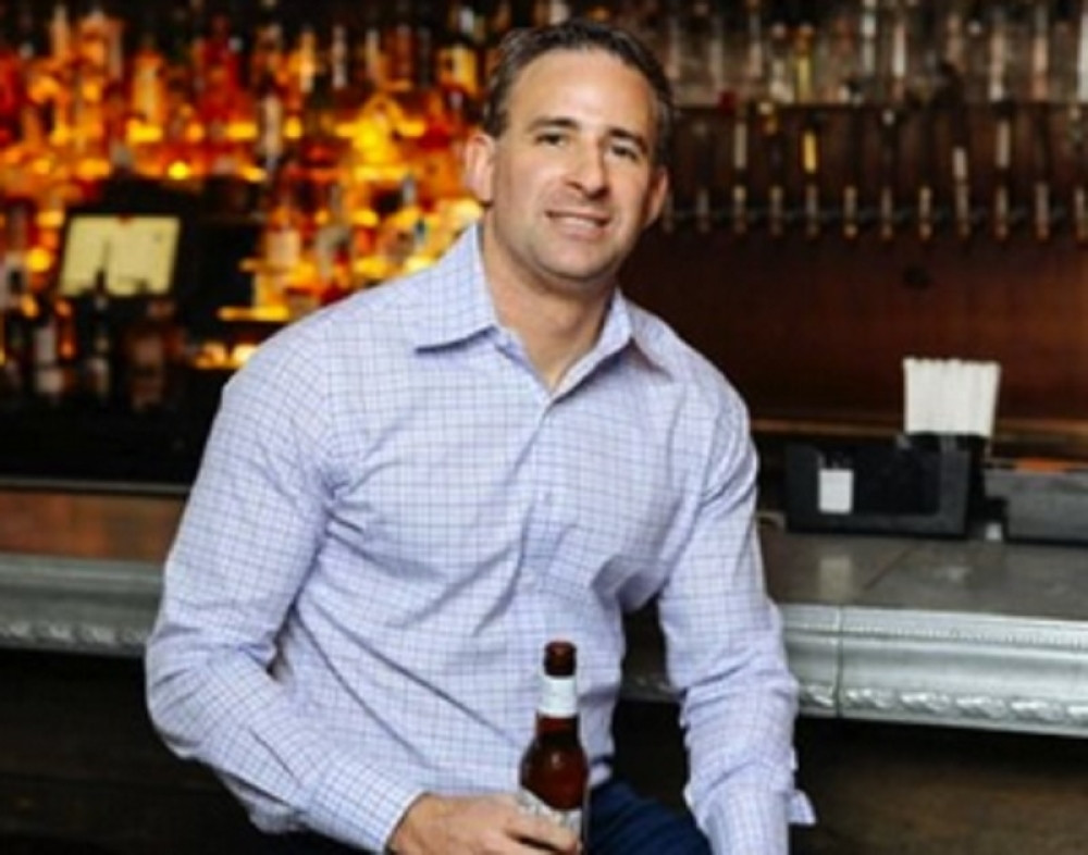 Evo zašto treba izbegavati lepe žene!