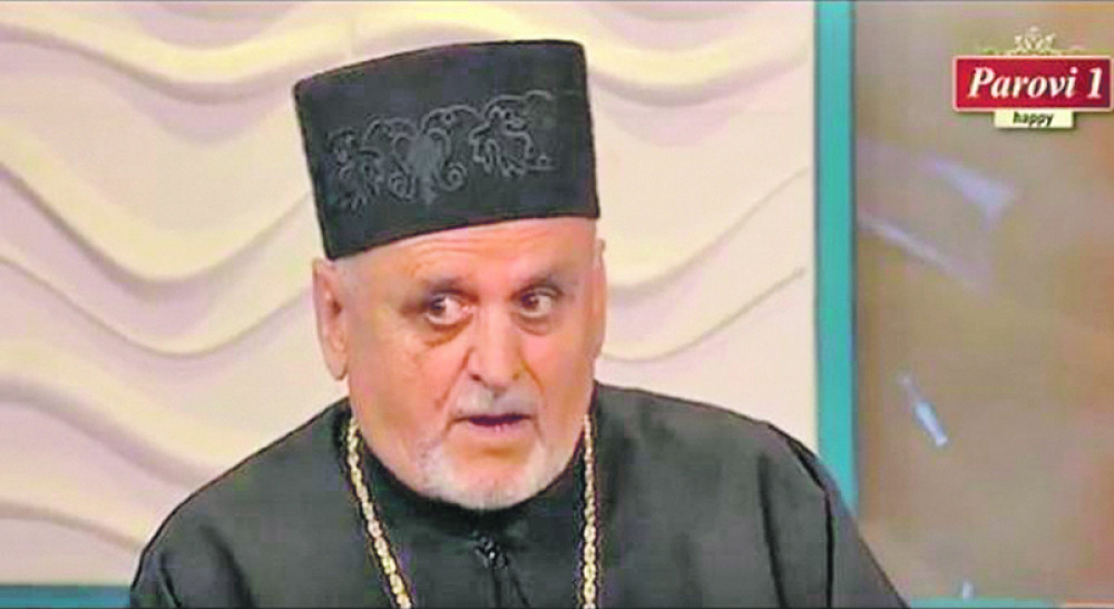 Šta će sveštenik među razvratnicima!