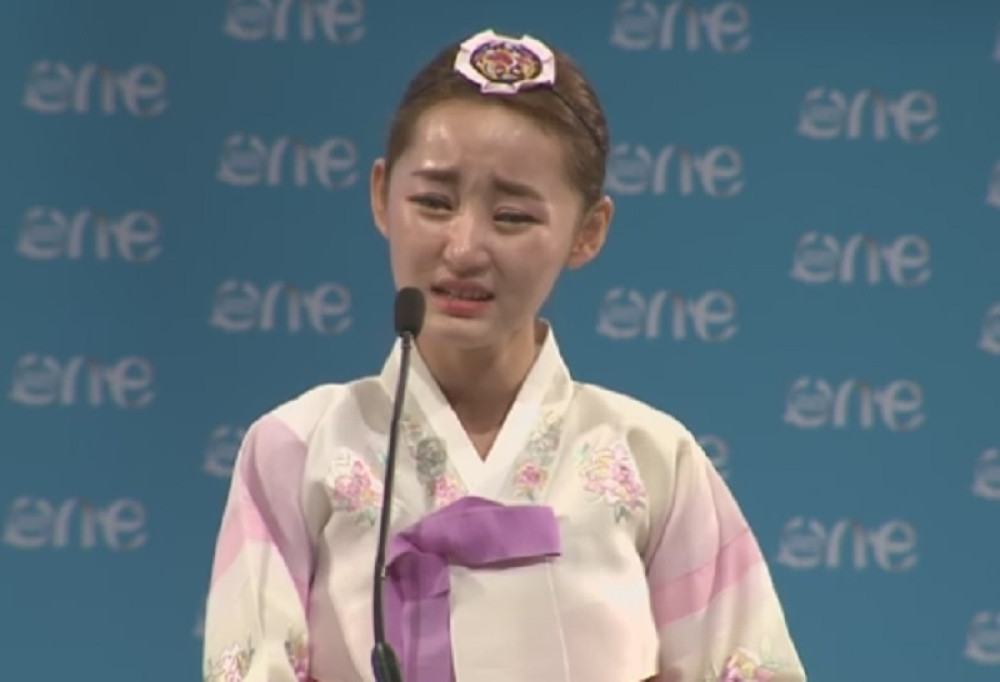 Rasplakaće vas šta je ova majka učinila za svoju ćerku! (VIDEO)