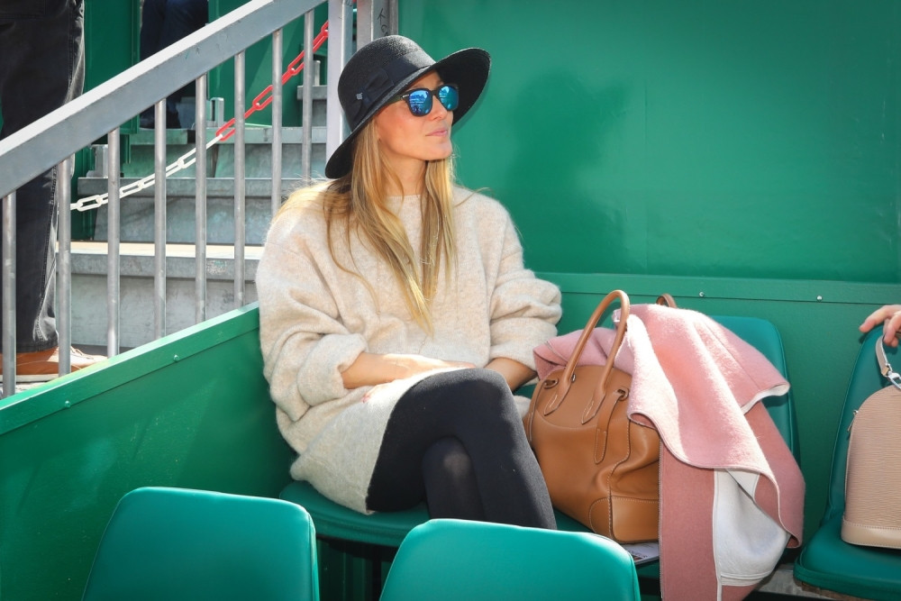 Noletova Jeca prošetala stomak (FOTO)