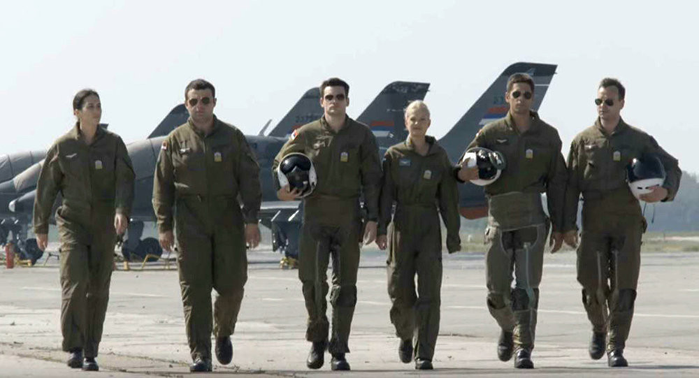 Tomislav Nikolić odlikovao TV seriju!