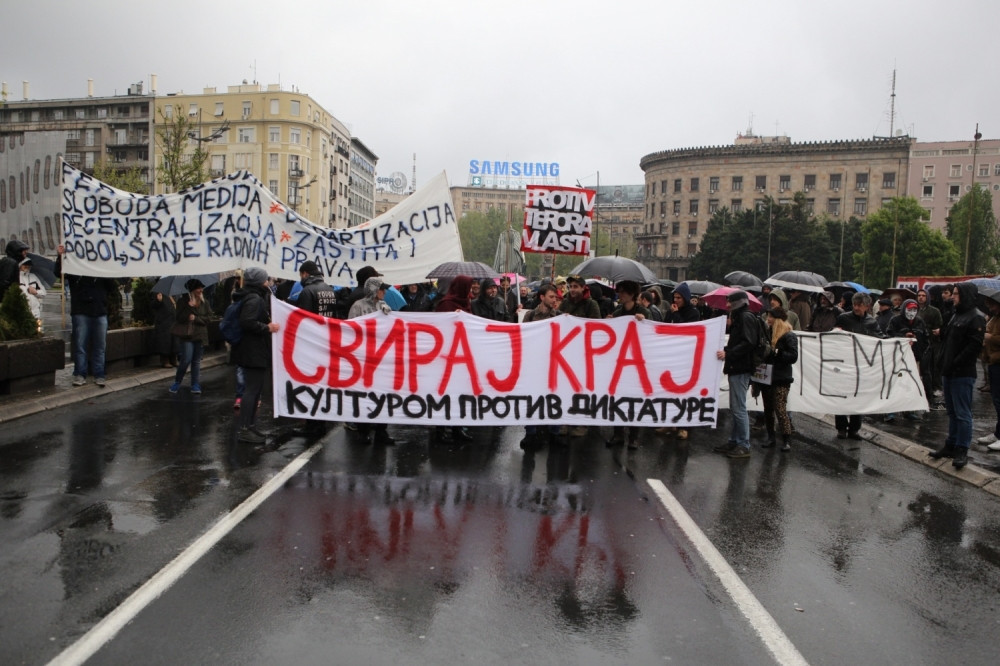 Protest uprkos kiši (FOTO)