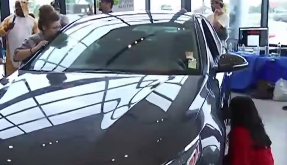 Ljubila, pa ga i dobila! (VIDEO)