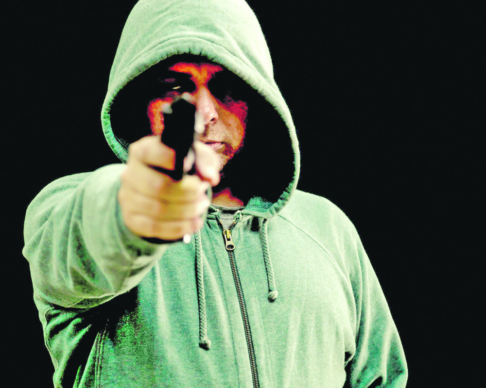 Upucan u noge zbog poslova?!