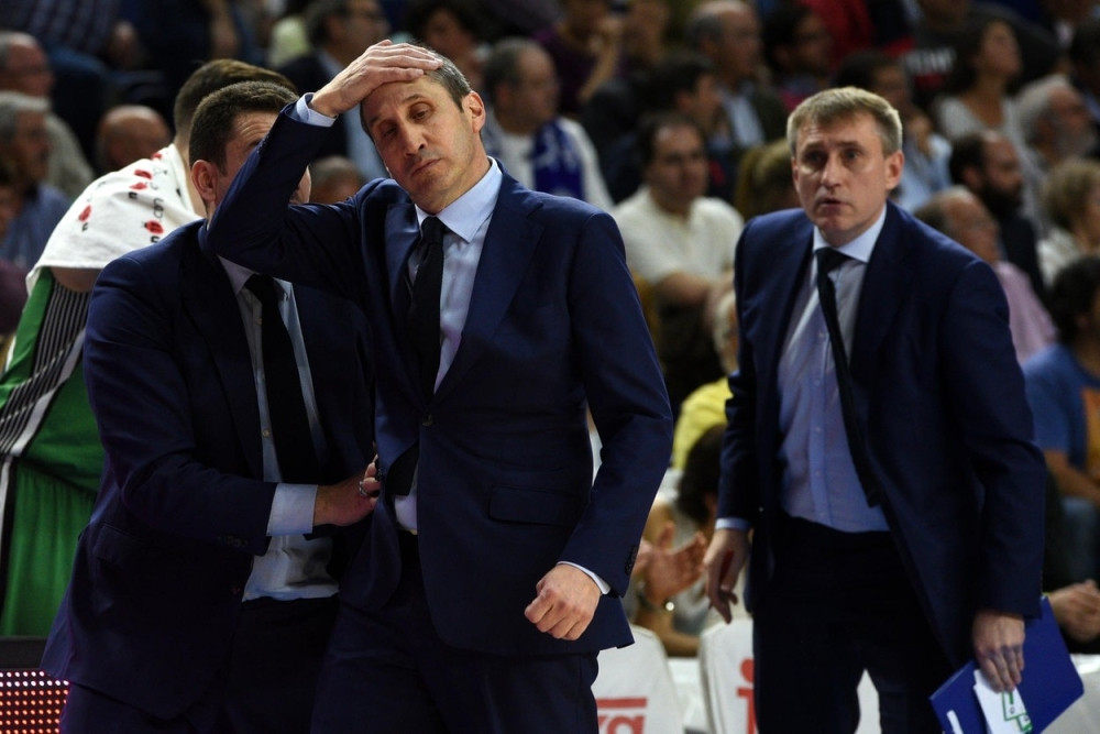 Slavni trener KRITIKUJE FIBA i Evroligu