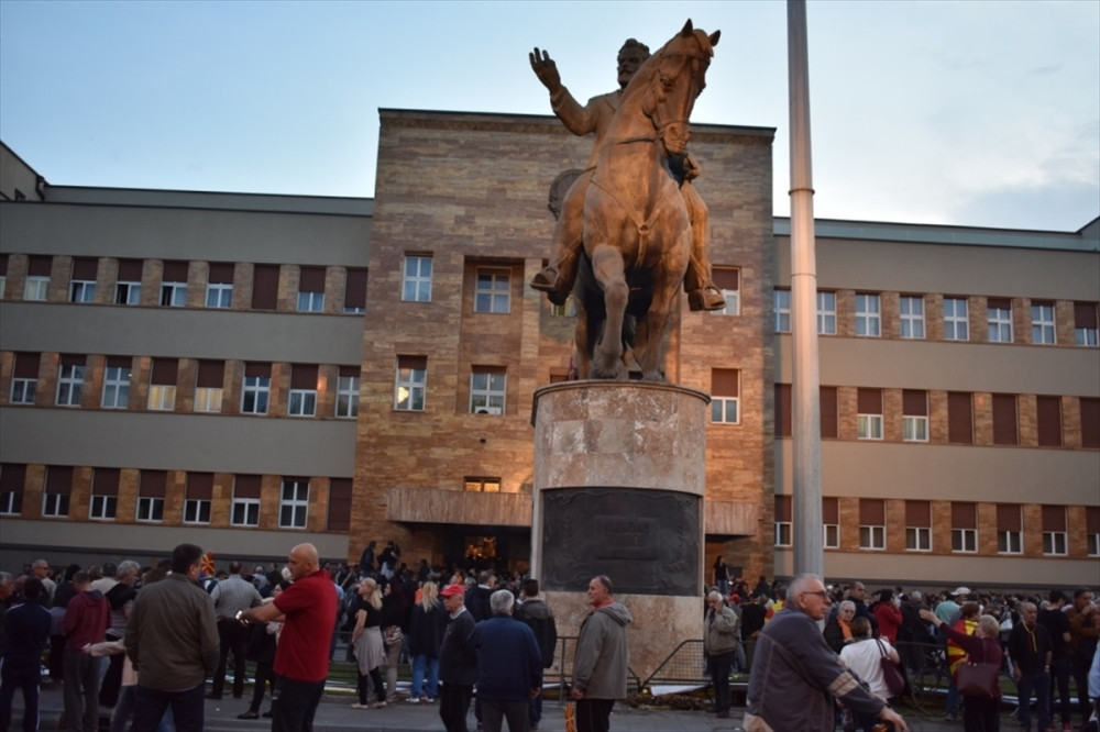 Opet haos u Sobranju!