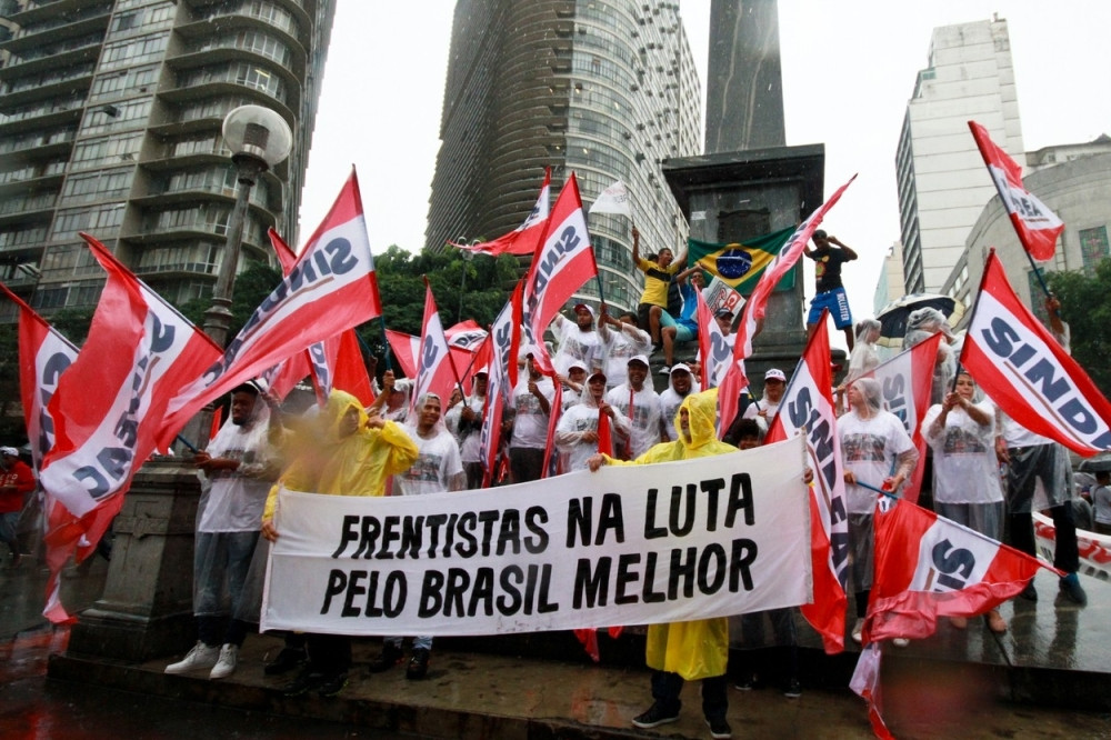Demonstranti se sukobili s policijom